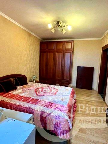Продам 3К квартиру м.Українка біля р.Дніпро