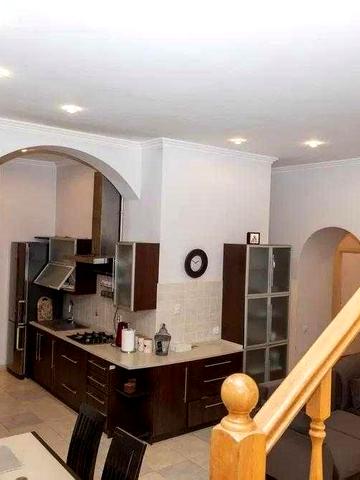 Оренда 5 кім квартири, центр Львова, вул Костюшка