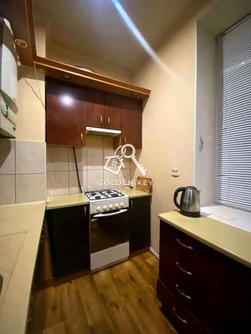Гагаріна, 25