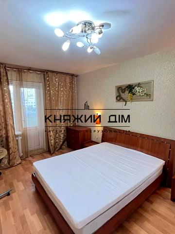 Драгоманова вул., 12-А