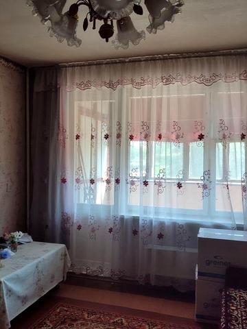 Продам 1 кімнатну кв-ру,2 поверх на Червоному Камені. ПРЕ