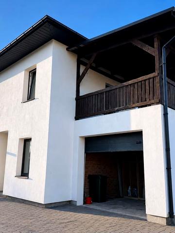 None 152000 USD