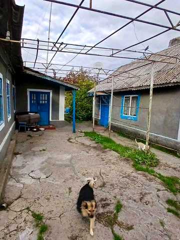 Продам дом рядом с центром.