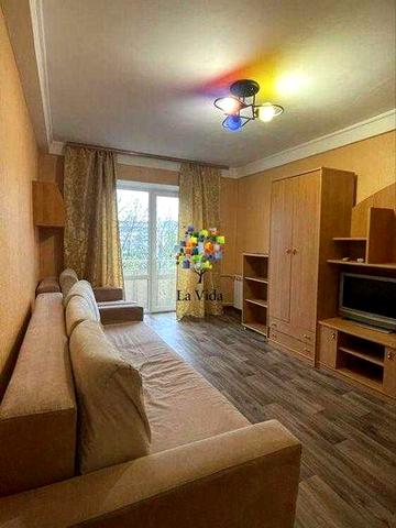 Продам 2к.квартиру пр-т Павла Тичини,19 ЖК Садовий
