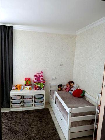 Продаж 2-х кімнатної квартира з гаражем в центрі Димера