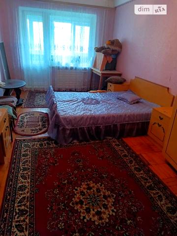 Довгострокова оренда 3к Квартира Світла (Будьонного) вулиця