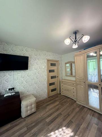 Продам 1-кімнатну квартиру в м. Коростень, район Хіммаш
