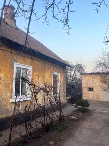 Продам зручний двоповерховий будинок 106,1 м² із земельною ділянкою 1160 м² (11,6 сотки) — 50 000 $