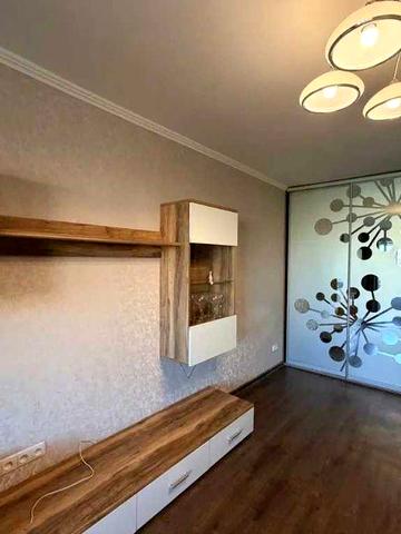 Продам 1к квартиру на пр. Поля, 17