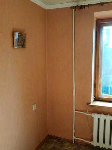 Продам 2 к. квартиру недалеко от Мерефы