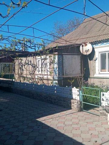 Продається добротний будинок з усіма зручностями в с. Мартинівське;