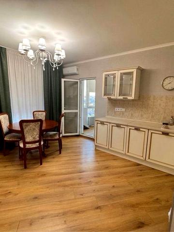 Оренда / Квартира  Київ, Печерський район, вул. Михайла Бойчука, 41Б