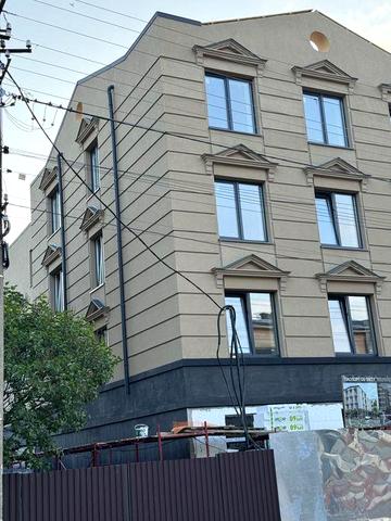 Квартира 3 кімнатна