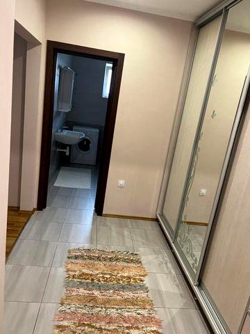 Здається в оренду простора 1-кімнатна квартира в центрі міста