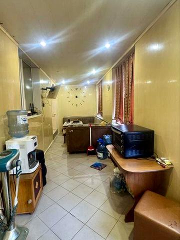 Продам квартиру 79 м2 р-н Поликлиники Клушина