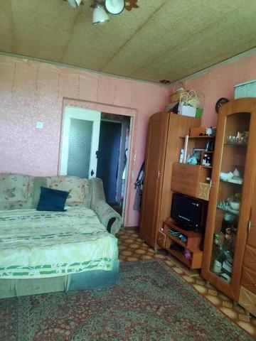 Продається 2-к квартира на Токарному (Мотель)