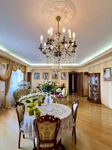 Продаж ексклюзивної квартири (206м2)  з паркомісцем на Печерську! Лєскова 1а, Панаса Мирного