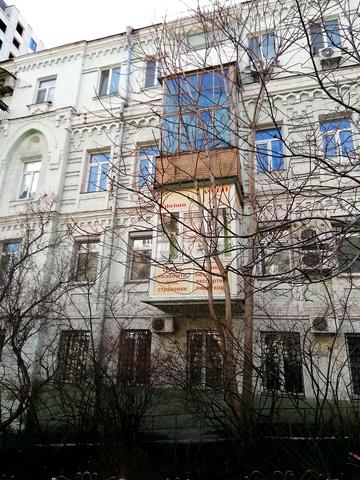 Володимирська вул., 82-А