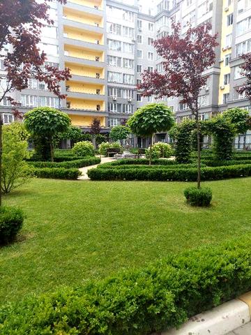 Здається одно кімнатна квартира (перша здача) від власника