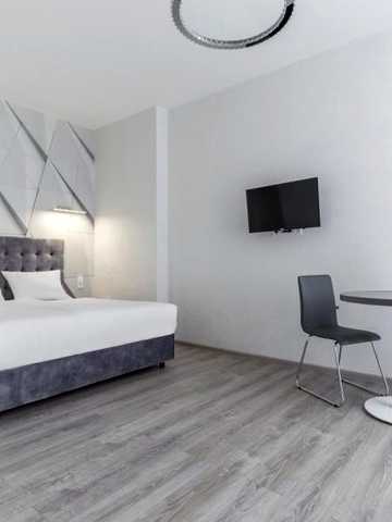 Suite Silver Style