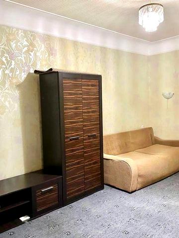 D1L Продам 1 кімнатну квартиру, вул. Отакара  Яроша, 27. метро Ботанічний Сад.