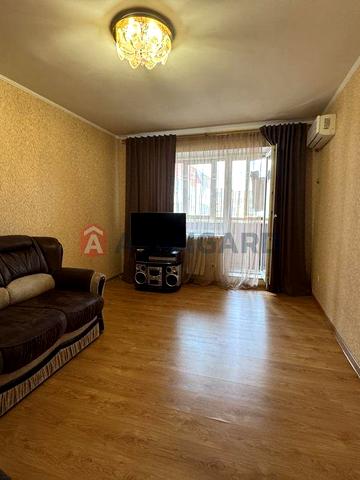 Продаж 2 к. квартири( закритий двір)1-й Південний