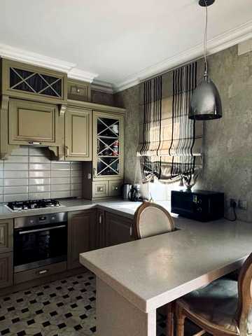 Соборності вул. (Косіора), 30