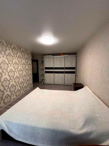 Продам 2 ком.в р-не ул.Титова/Строителей,14Б/