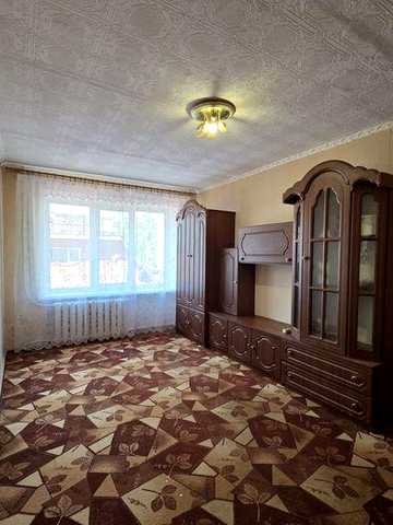 Продаж двокімнатної квартири у сел.Зарічне