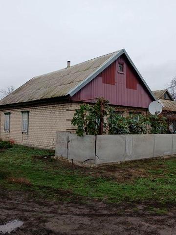Продам Дом,в Селі Межиричи!!