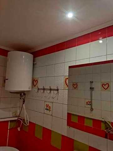 Продам 4-кімнатну квартиру (всі роздільні) вул. Новопольова Солом'янський район