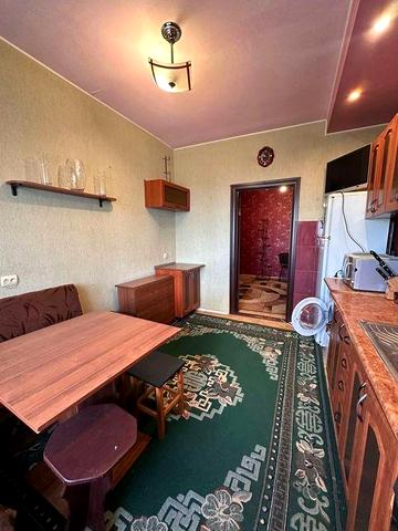 Оренда 3-к квартири, Дарницький район, пр-т Бажана 26, метро 7 хвилин.