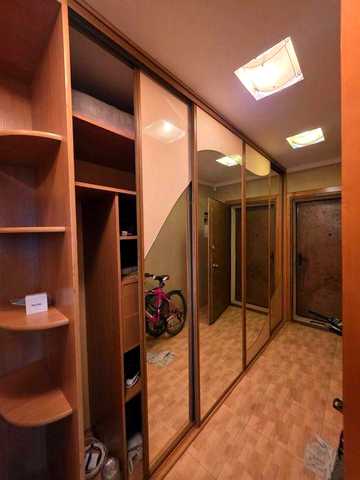 Продам квартиру в центрі Буча