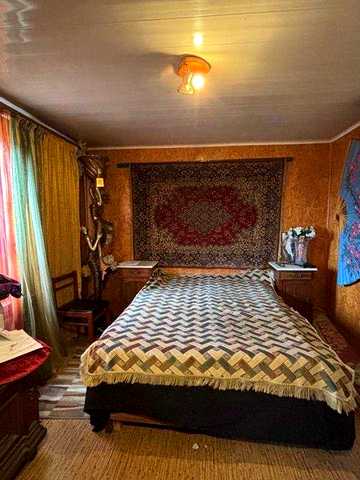 Капітальний будинок у Христинівці.