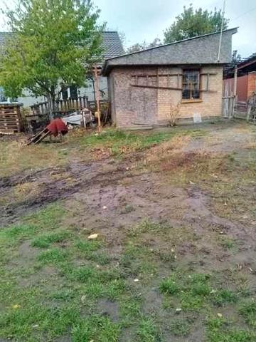 продається будинок з земельною ділянкою 5 сот
