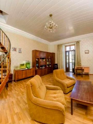 Продаж,  Квартира,  8 комнат,  190 м²,  Соборная площадь,  Центр,  Одесса