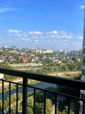 ЖК Медовий, вул.Кадетський гай, 12. Генератор на ліфт,воду,опалення.