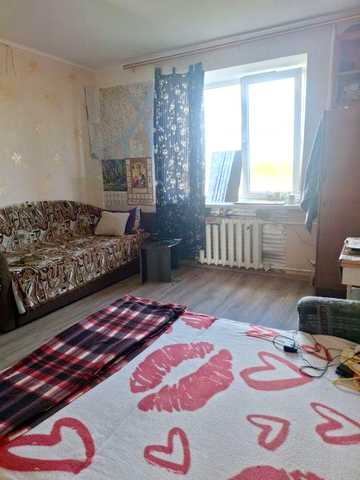 Продам коммуну на Александрийской 16,этаж 6/9,цена 7500$