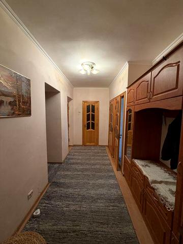 Продається  3-х кімнатна квартира, загальною площею 72,5 м2
