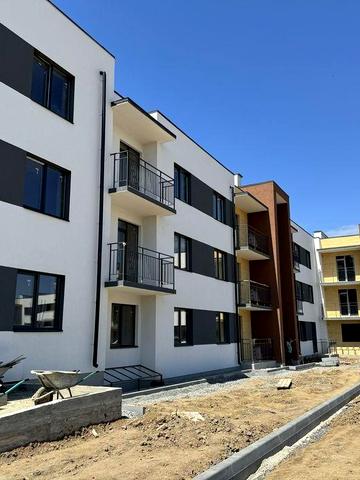Продаж 1к квартири 41 кв. м на 4-й пров. Леоніда Каденюка