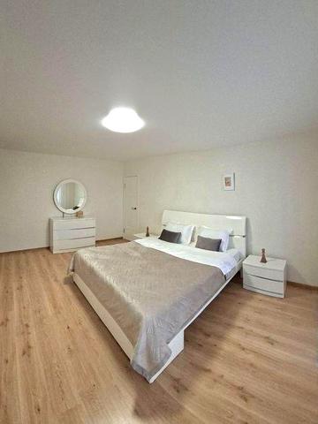 Без комісії! Продається  3-кімнатна квартира 79 м² з ремонтом, гардеробною та укриттям. Пров. Моторний, 5/7