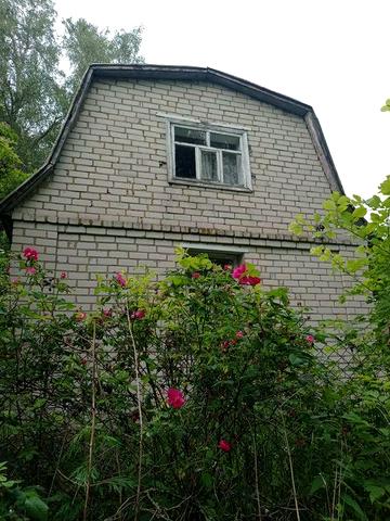 Продам дачу в селі Городище, та 60сот землі.