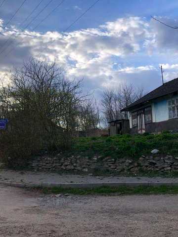Будинок в селі Тишківці