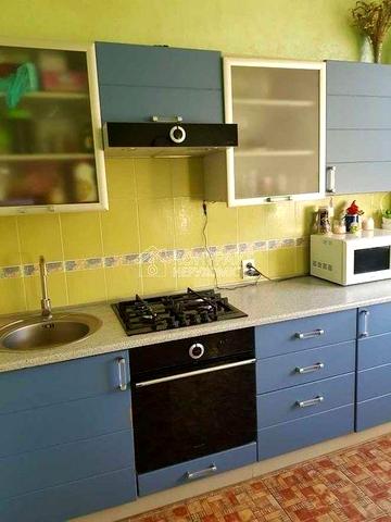 Продам 2комн квартиру пр. Александровский рынок ХТЗ