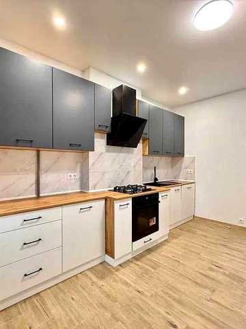 Терміновий продаж 2-кім квартира у центрі вул.Короля Данила