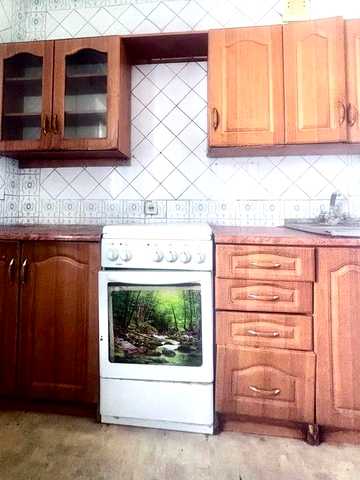 Продам 2 комнатную квартиру 26000