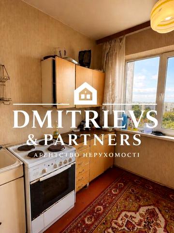 Продам 3к квартиру 69м2 Київ Симиренка 13/1 Без комісії