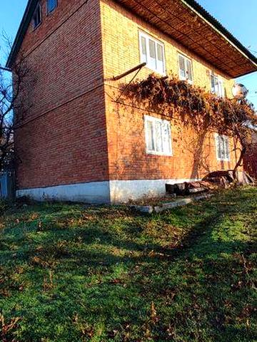 Продам / здам в оренду будинок з власним подвірям в  м. Кобеляки  Полтавська обл.