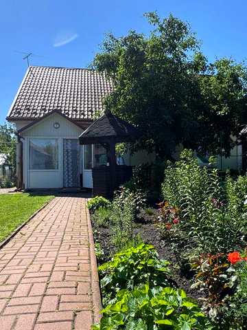 Затишний будинок з ділянкою 18,5 соток. Газ. Садок. Власна теплиця!