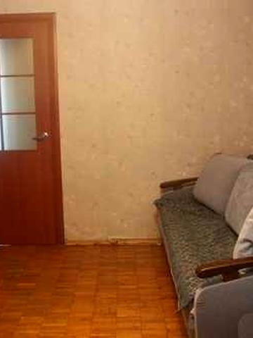 Пропоную 3-х кімнатну квартиру біля метро Чернігівська